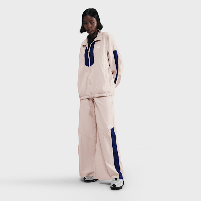 Nike Sportswear Wide-Leg Woven Pants bež 91687 5