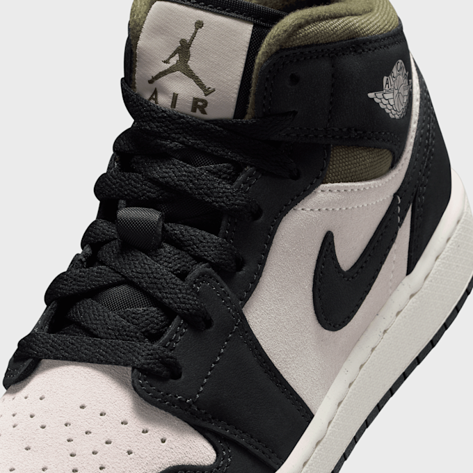 Jordan Air Jordan 1 Mid SE lt orewood brn/off noir/medium olive weiß 91872 7