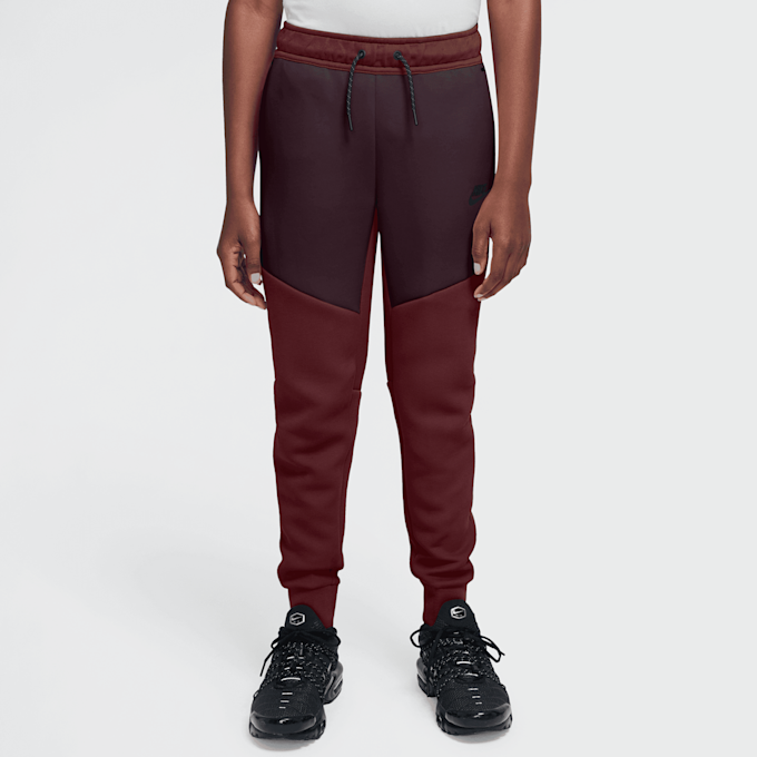 Nike Sportswear Tech Joggers rot 91801 1