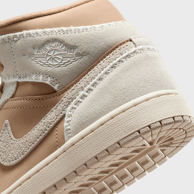 Jordan Air Jordan 1 Mid Se hemp/lt orewood brn sail blanc 91856 8