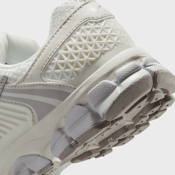 Nike Vomero 5 (GS) beige 92038 8