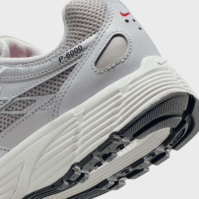Nike P-6000 (GS) siva 92040 8