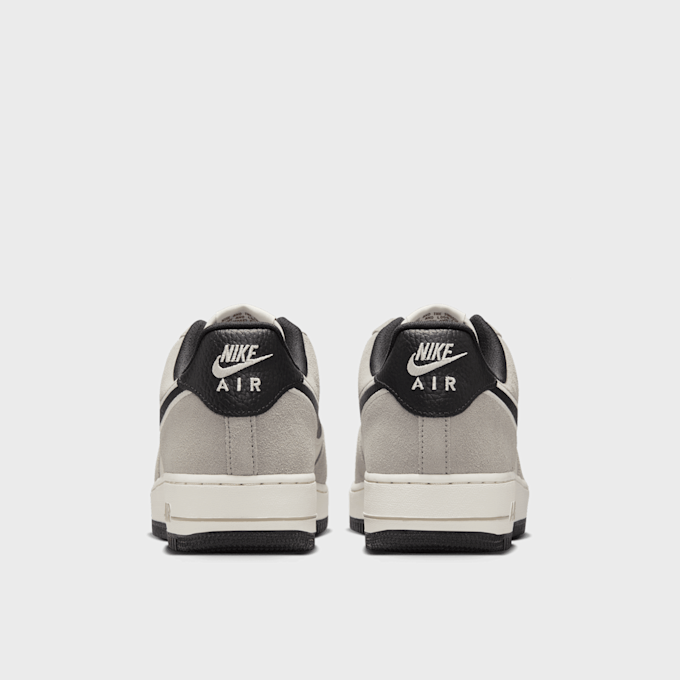 Nike Air Force 1 '07 LV8 beige 92120 5