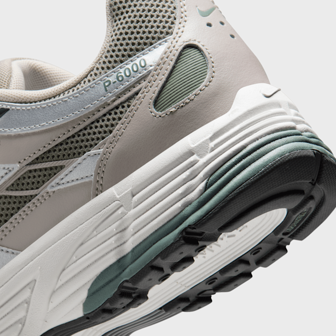 Nike P-6000 cream/clay green/ anthracite zwart 92147 8