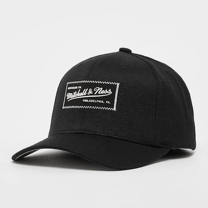 Mitchell & Ness Rubber Patch Classic Red Own Brand zwart 92611 1