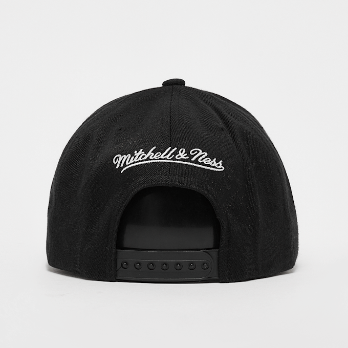 Mitchell & Ness Rubber Patch Classic Red Own Brand zwart 92611 2