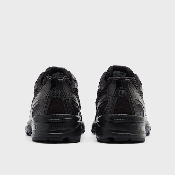 New Balance 740 noir 92755 4