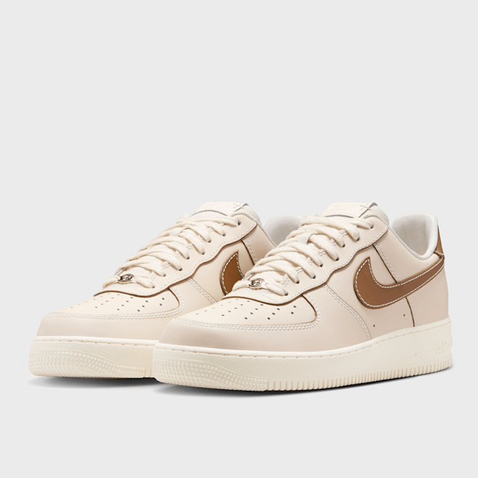 Nike Air Force 1 ´07 beige 93092 4