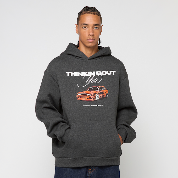 Mister Tee Thinking Bout You Car Print Fluffy Hoody gris 93449 1