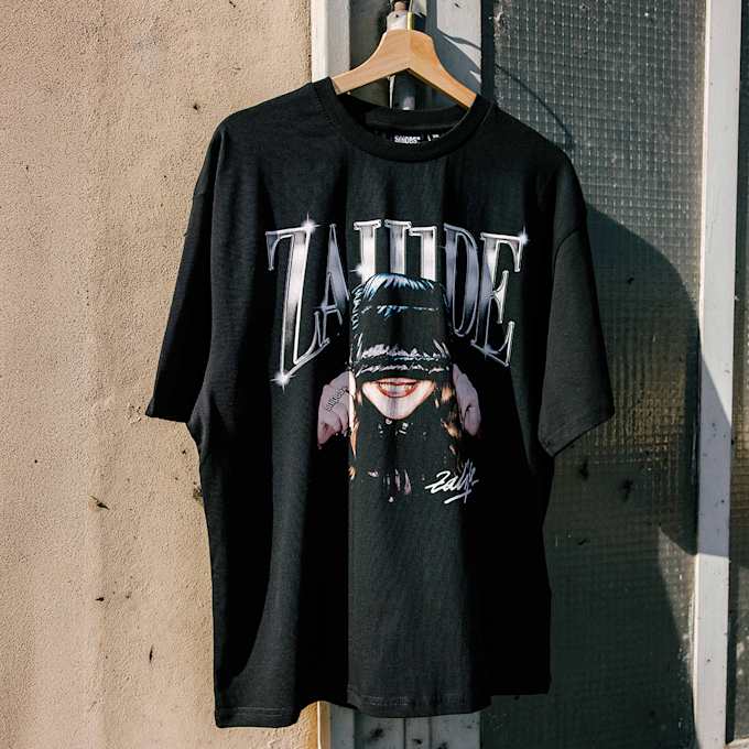 SNIPES Zah1de Merch Tee preto 99020 4