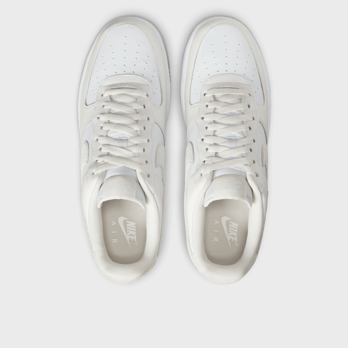 Nike Air Force 1 '07 LV8 blanc 31180 5