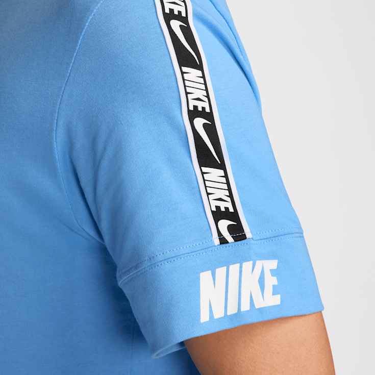 Nike Sportswear Repeat Tee azul (HQ1205-412)