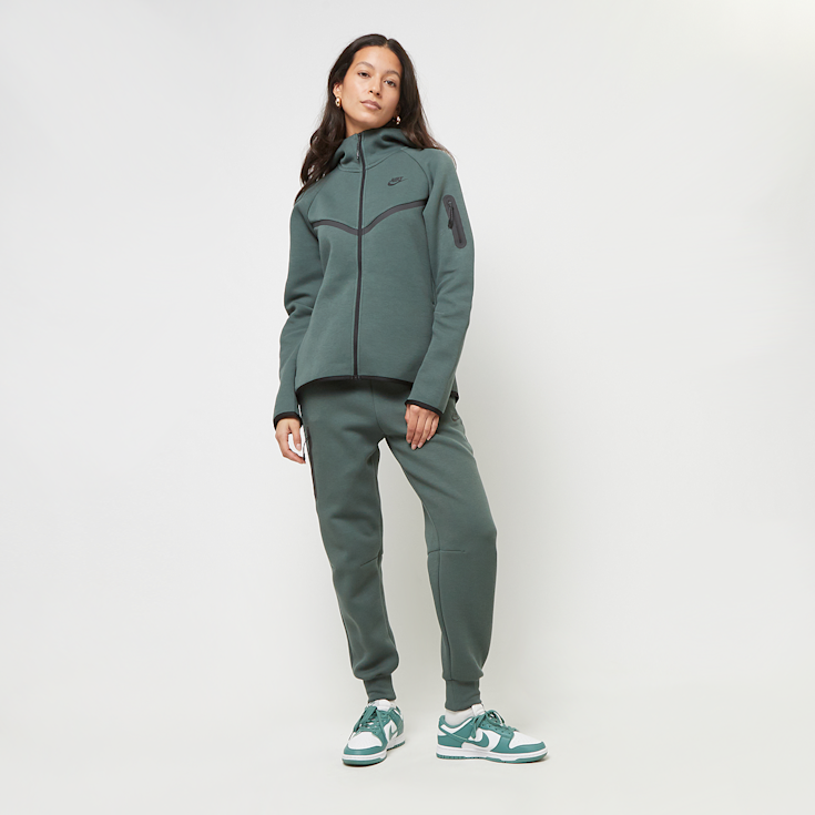 Sportswear Tech Fleece Mid-Rise Jogger