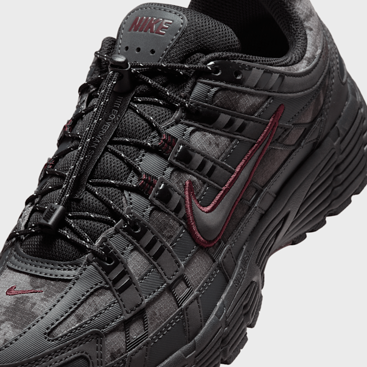 美品✨【NIKE】P6000☆スニーカー☆レディース☆黒☆HQ4054-001 Nike WMNS P-6000 czarny (HQ4054-001)