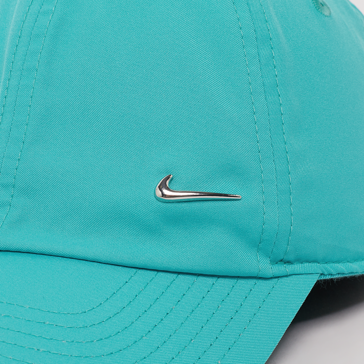 Dri-Fit Club Cap Metal Swoosh