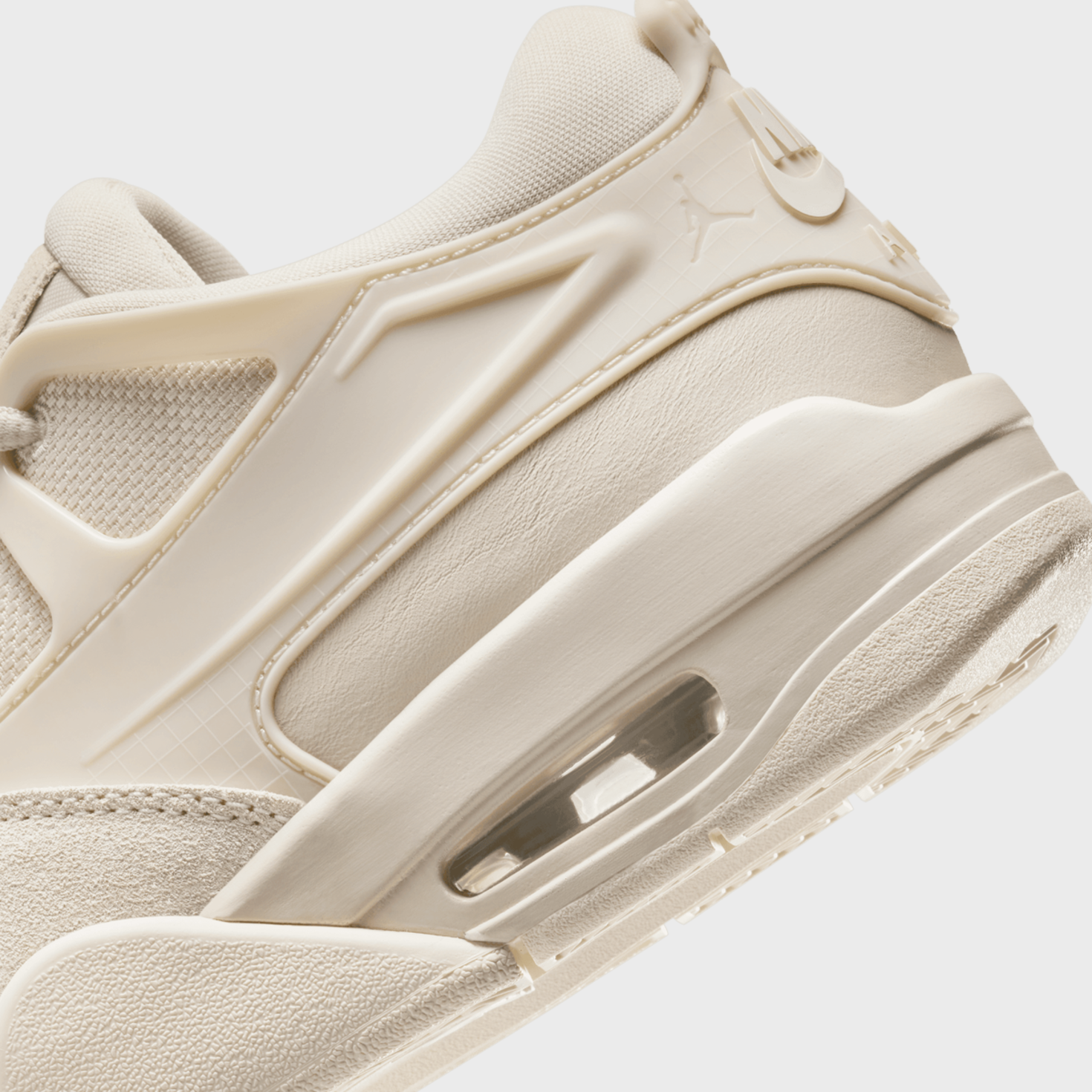 Jordan WMNS Air Jordan RM beige (FQ7940-200)