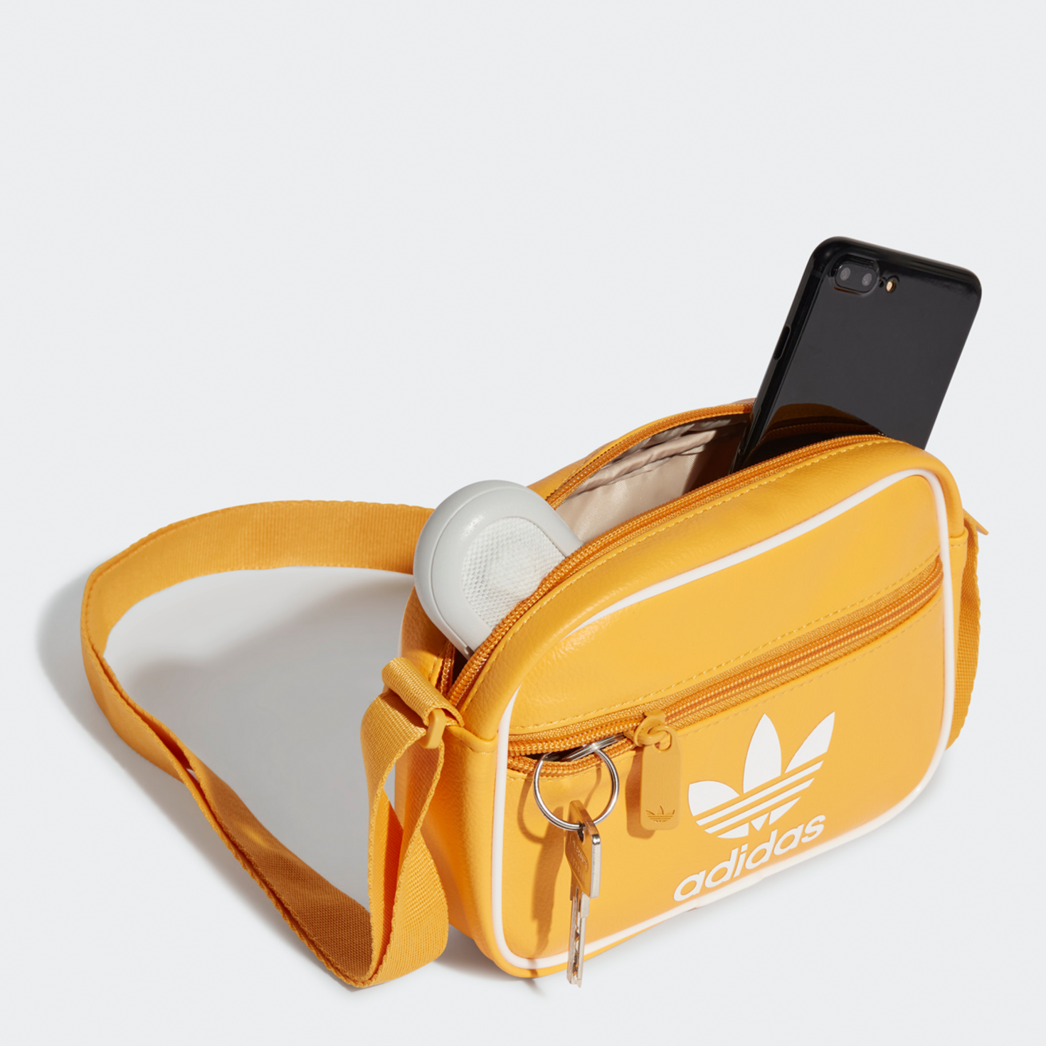 Mini Airliner Stofftaschen Von Adidas Adidas Originals Adicolor