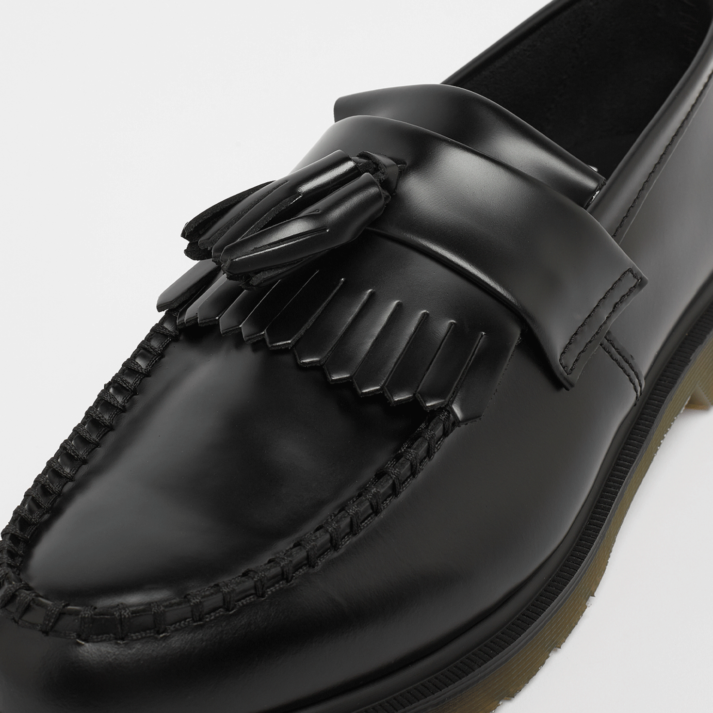 女性が喜ぶ♪ Martens Dr. Kup Adrian SNIPES | noir Loafer Tassel ローファー/革靴