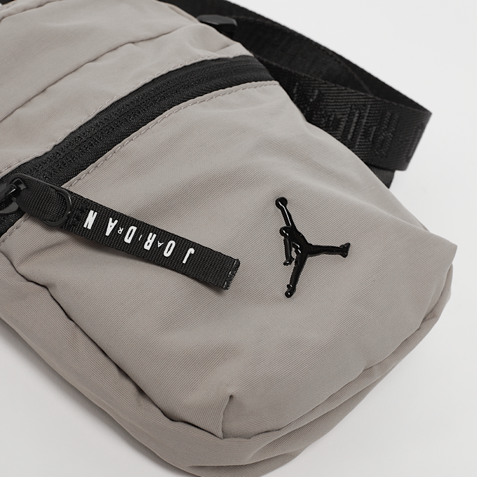 Jordan Airborne Cross Body grau 75 3
