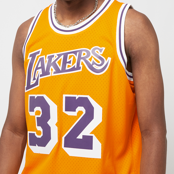 Mitchell & Ness NBA Swingman Jersey Los Angeles Lakers 1984-85 Magic Johnson arancione 24407 3