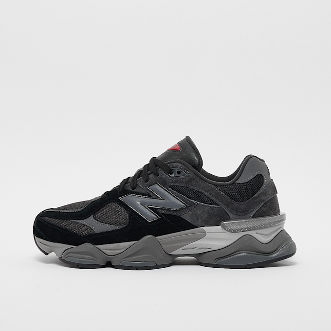 New Balance 9060 preto 25261 1