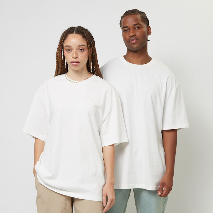 SNIPES Small Logo Essential Oversized Tee branco 32957 1