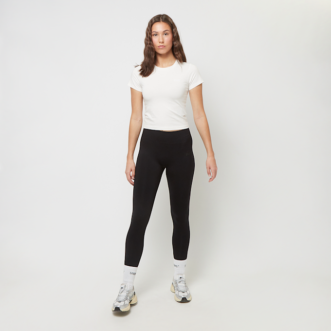 SNIPES Small Logo Essential Baby Tee branco 32989 4