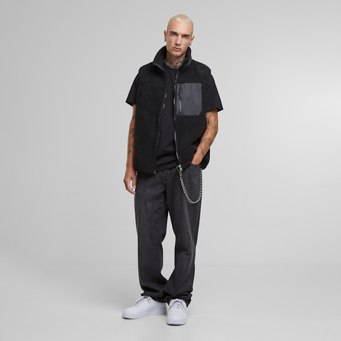Urban Classics Sherpa Vest black noir 33452 4