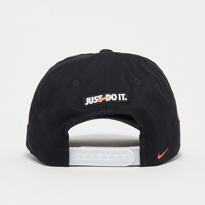 Nike   Patch Toss Club Cap schwarz 42217 3