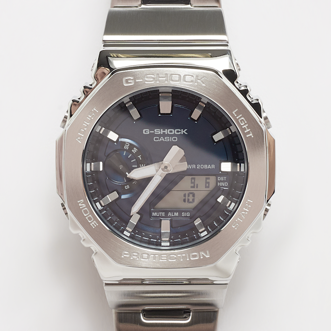 G-SHOCK GM-2110D-2BER srebrna 46118 1