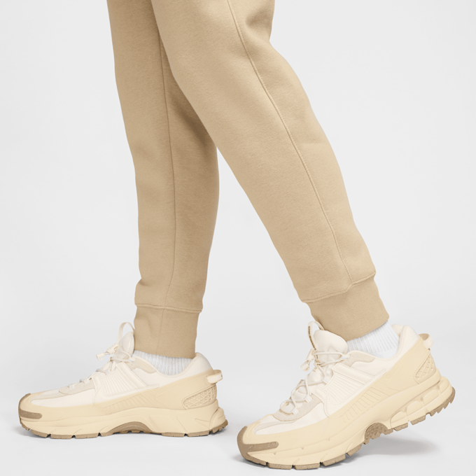 Nike   Sportswear Athletic Jogger beige 46111 5