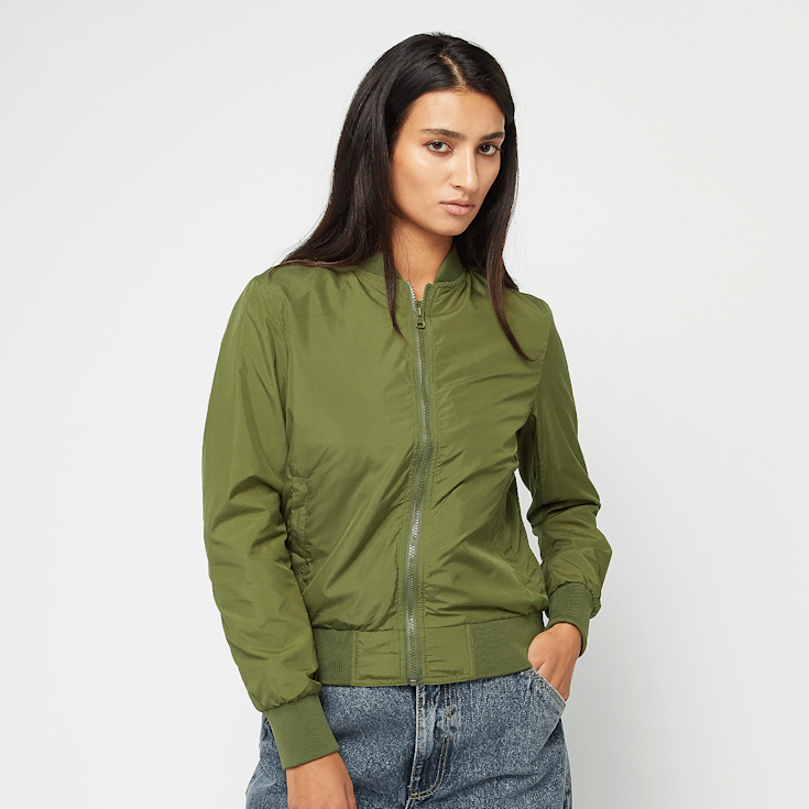 Acheter Urban Classics Light Bomber vert SNIPES