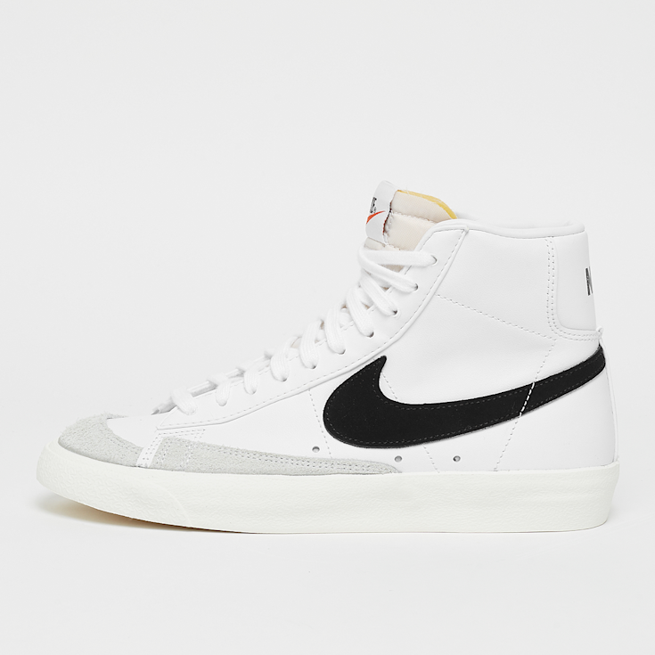 Nike blazer snipes best sale