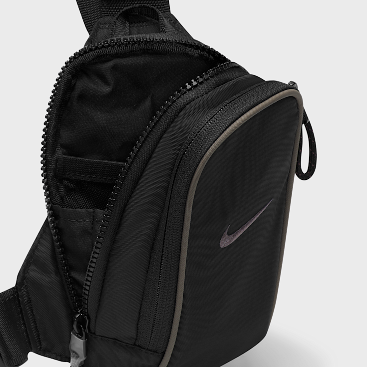 Black nike crossbody bag best sale