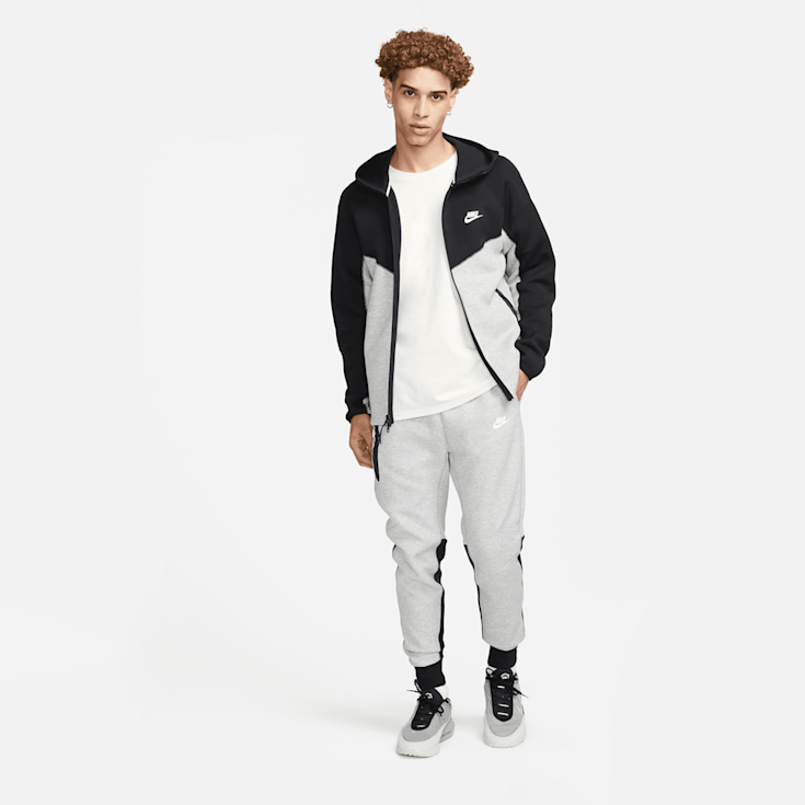 Black and white nike tech tracksuit sales