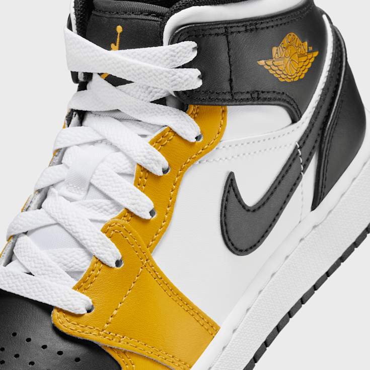 Jordan 1 yellow black white top