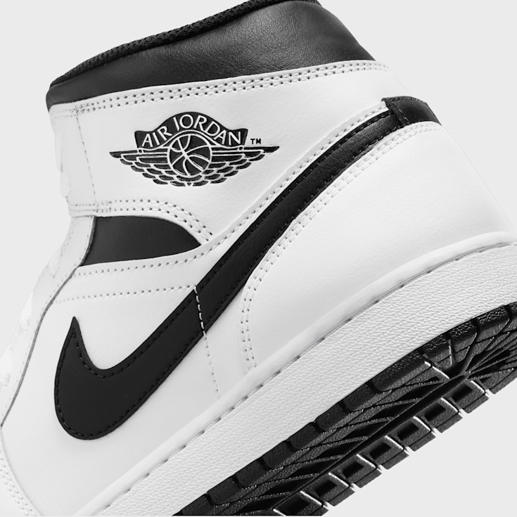Shop Jordan Air Jordan 1 Mid wit SNIPES