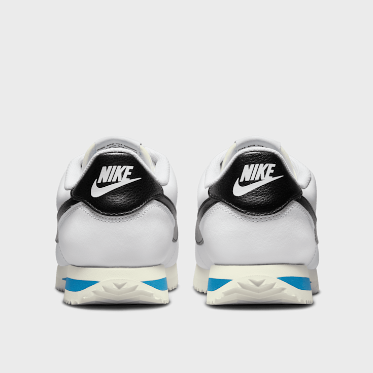 Nike cortez bianche e nere hot sale