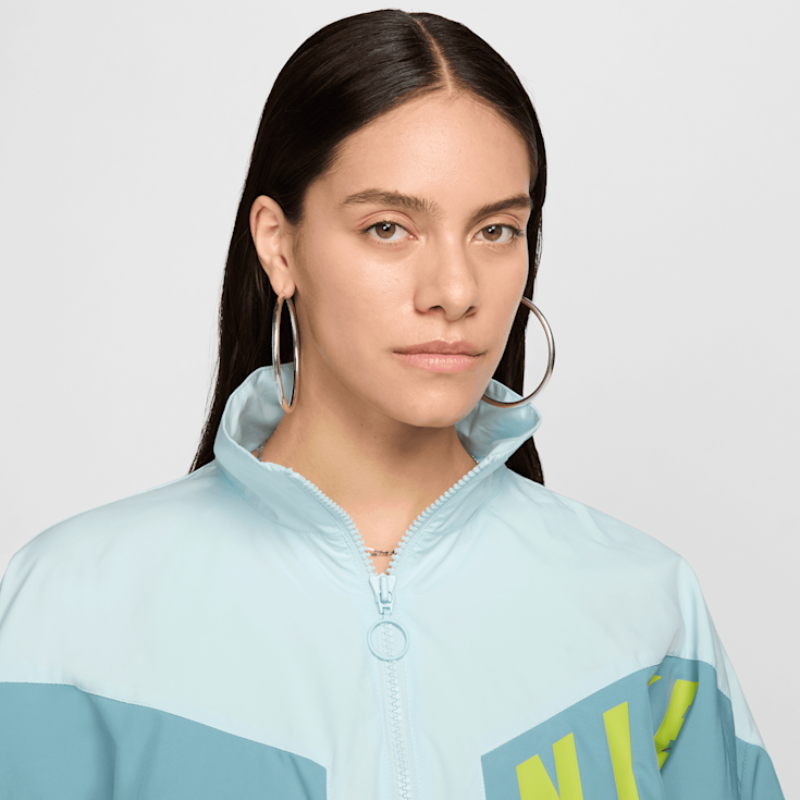 Shop Nike Sportswear Woven Jacket blauw | SNIPES