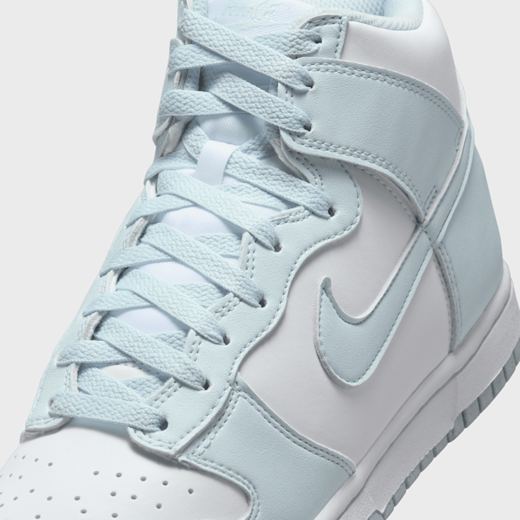 Sb dunk high blue and white new arrivals