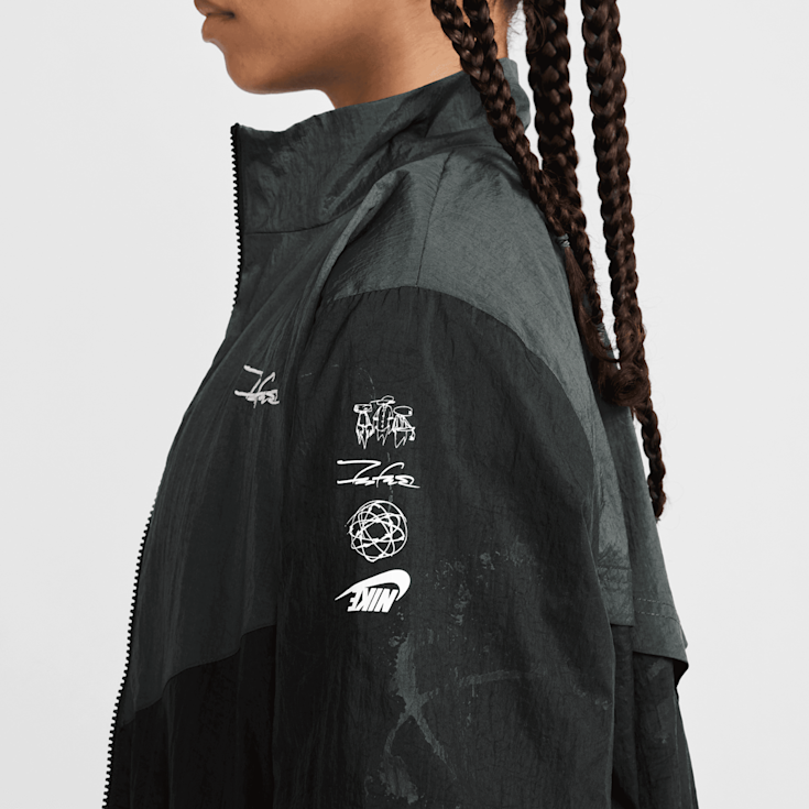 Nike windrunner snipes discount