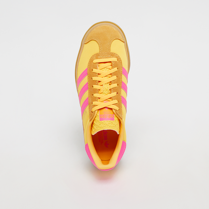 Shop adidas Originals Gazelle Bold W geel
