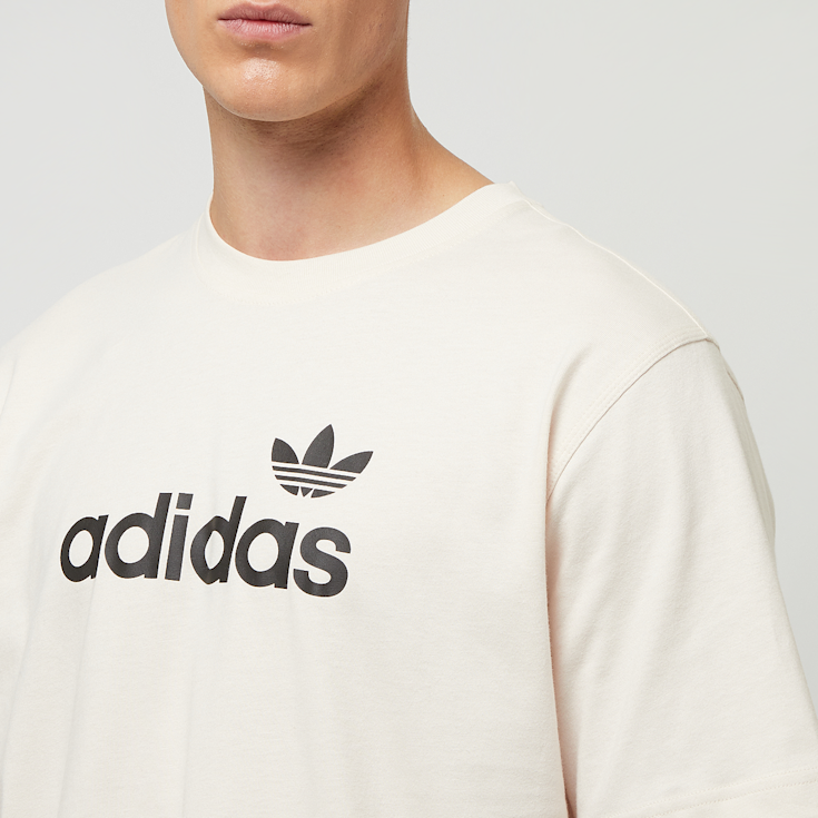 Adidas og logo store