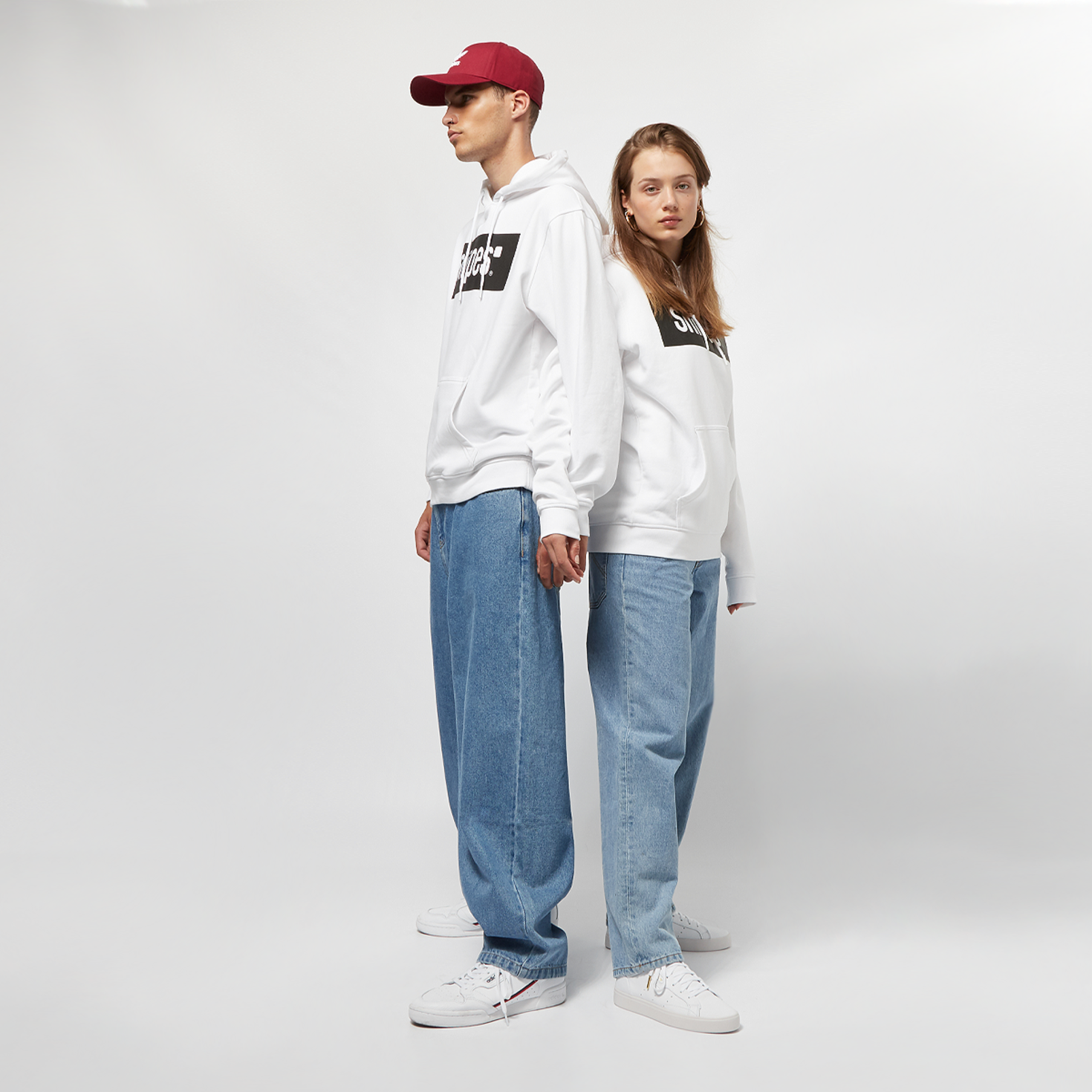 Snipes box logo hoodie deals