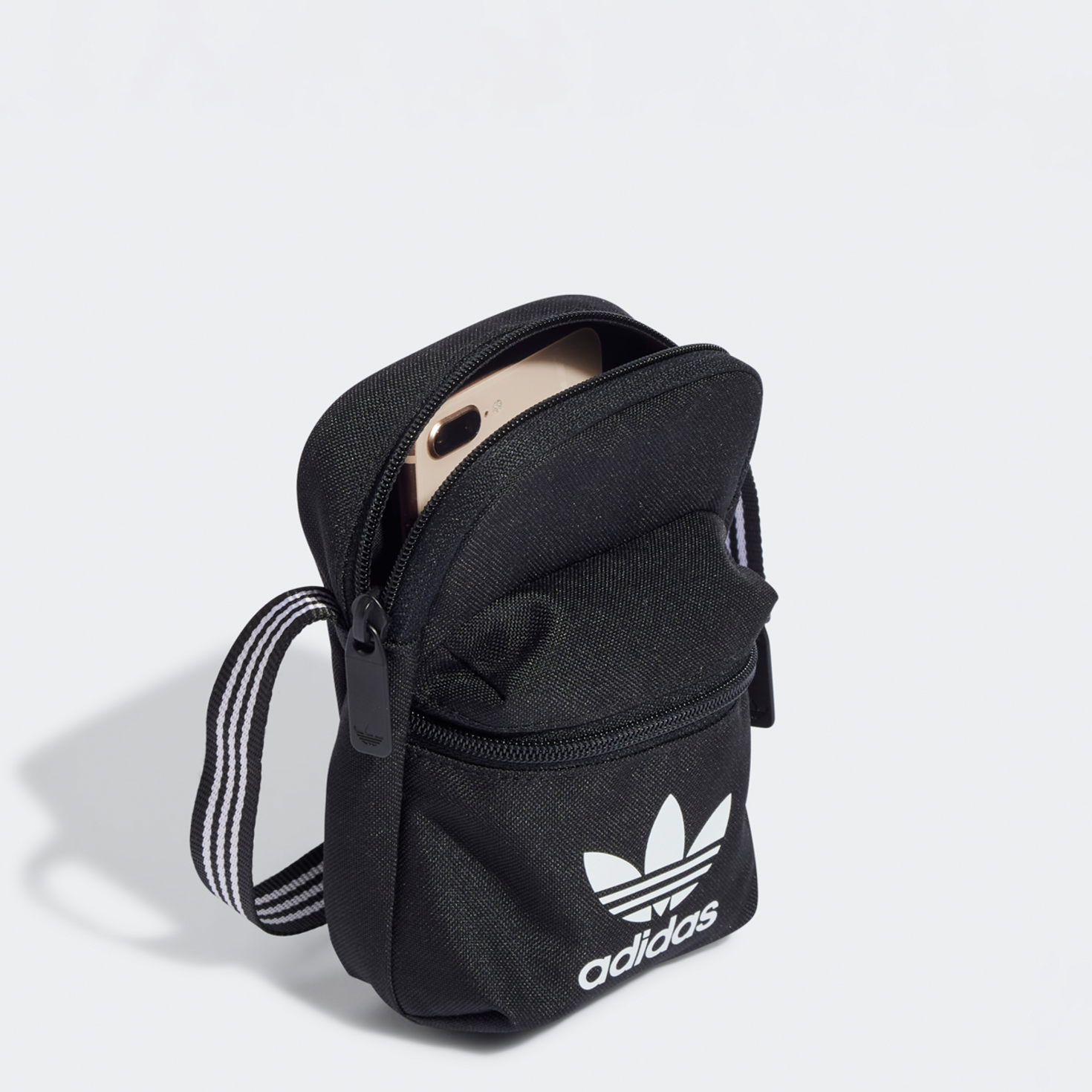 adidas Originals adicolor Shoulder Bag negro kaufen