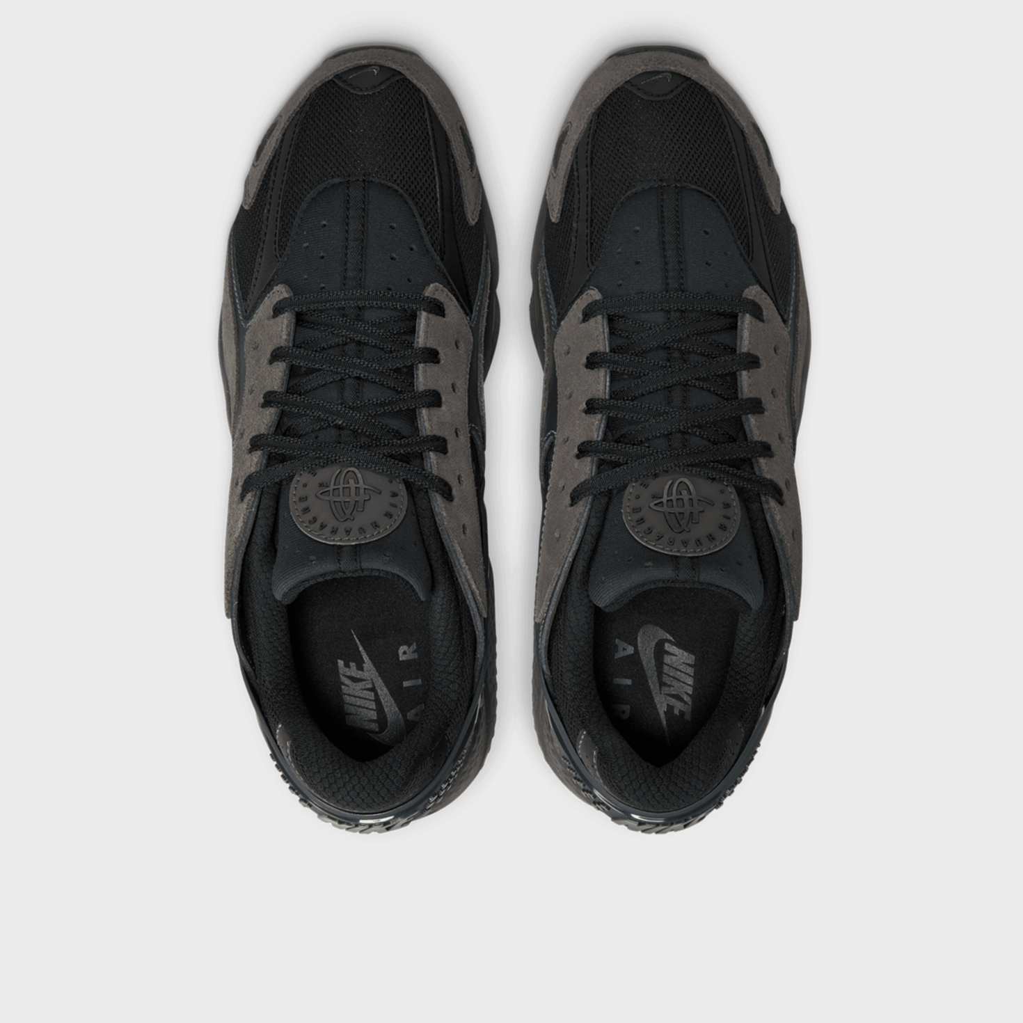 Shop Nike Air Huarache Runner noir SNIPES
