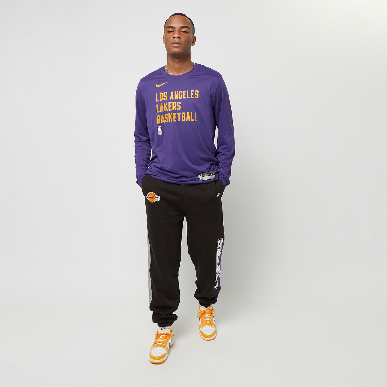 Nike NBA Los Angeles Lakers Dri Fit Essential Print Longsleeve Tee lila kaufen