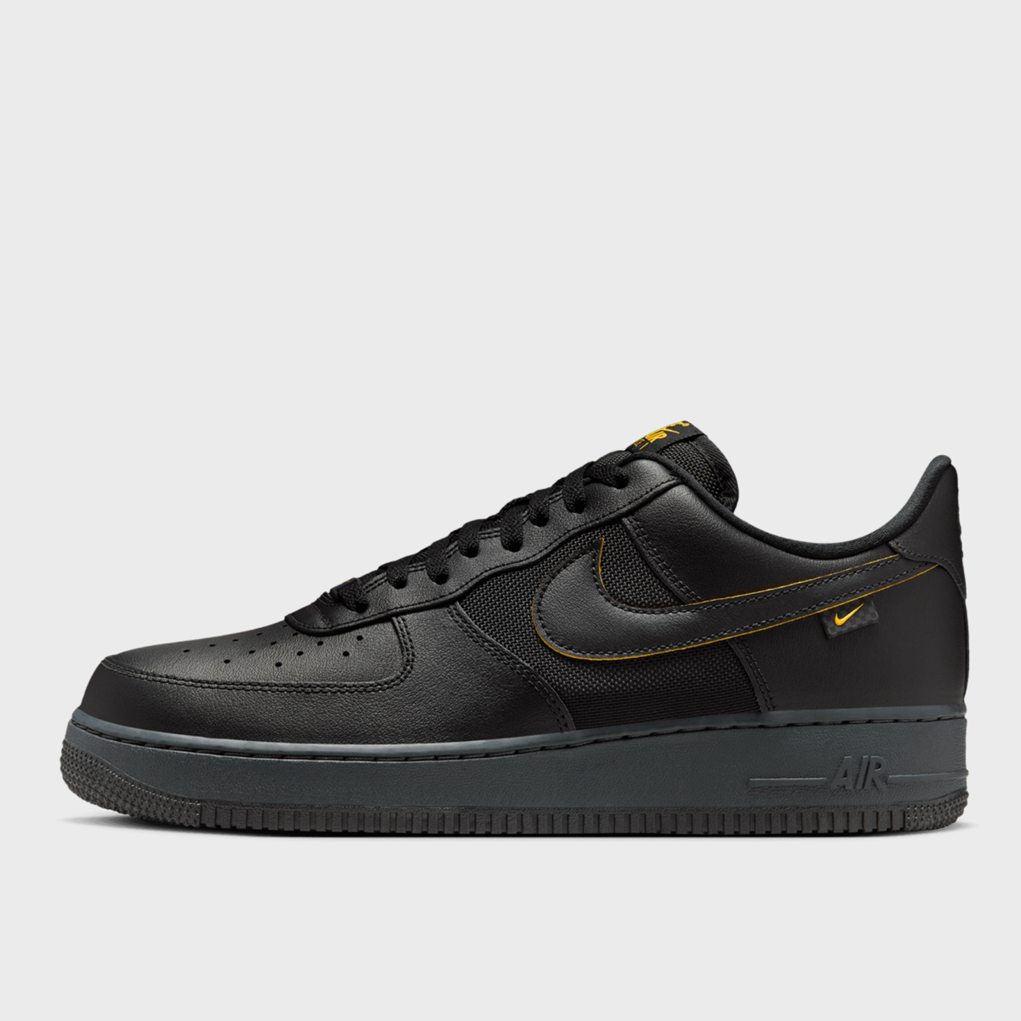 Nike Air Force 1 07 schwarz kaufen SNIPES