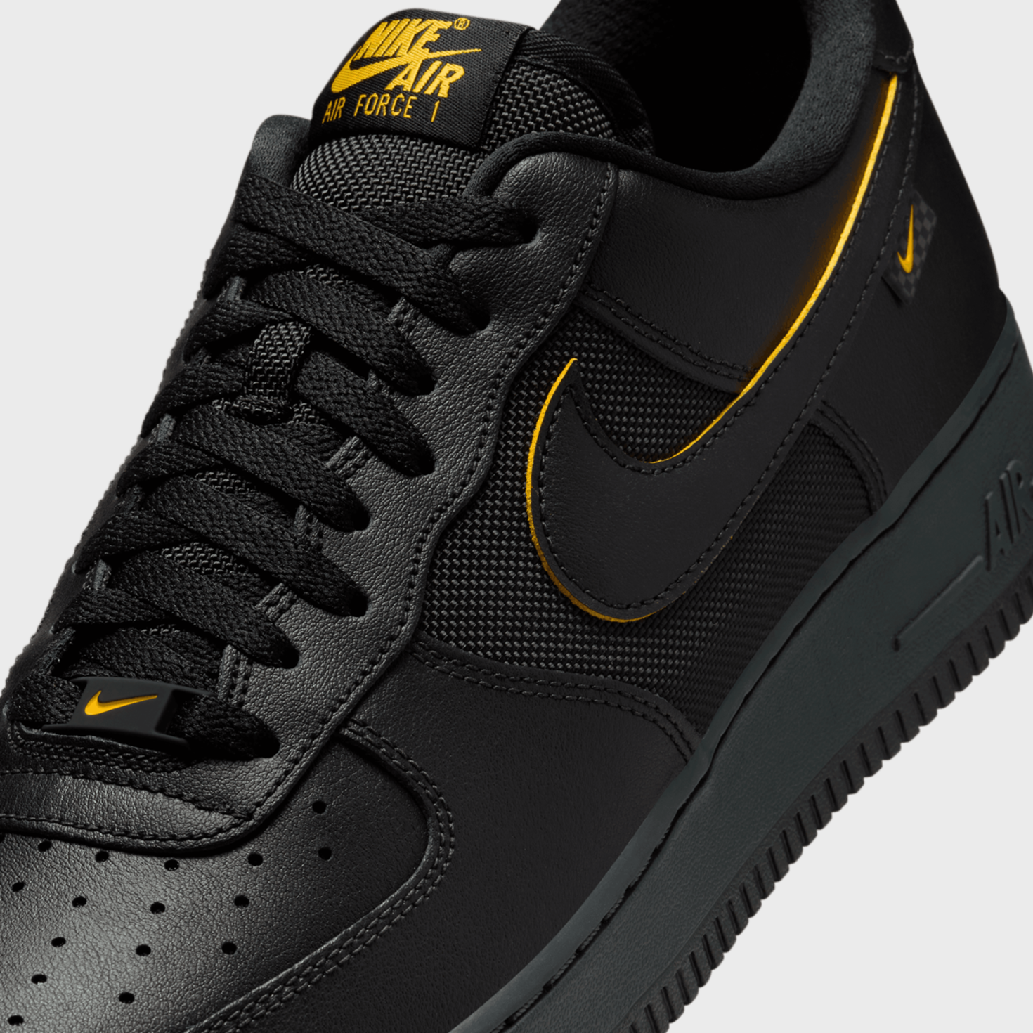 Black yellow nike air force 1 online