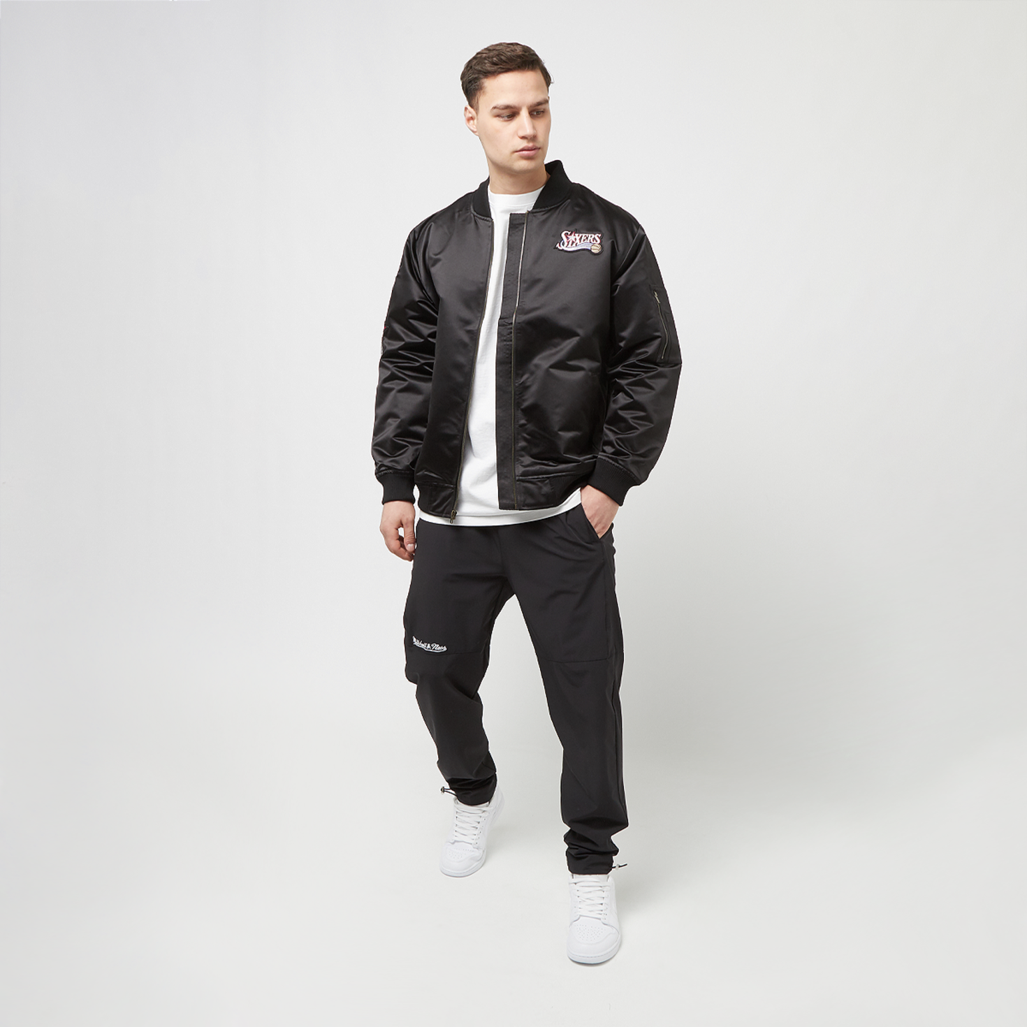 NBA Lightweight Satin Bomber Philadelphia 76ers